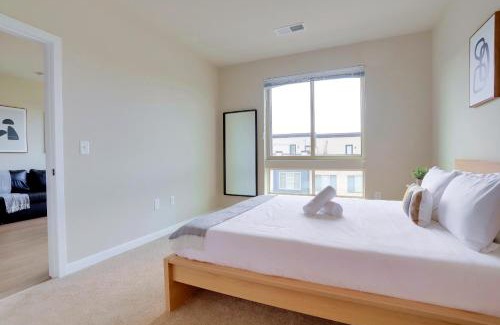 Jefferson Manor Apartment | Apartment w 2BR and Amazing Building Facilities!