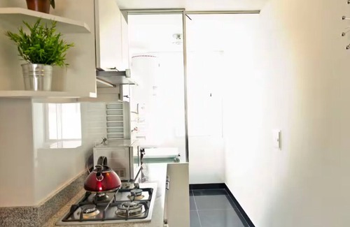 Leuro Apartment | Apartment w/Panoramic Ocean Views