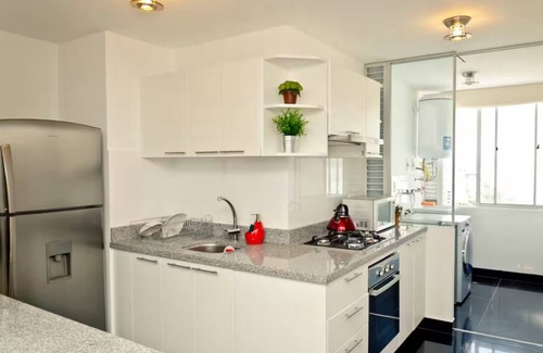 Leuro Apartment | Apartment w/Panoramic Ocean Views