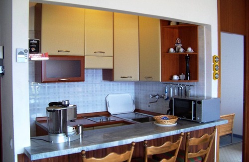 Villaggio Belmonte Apartment | Apartment with a superb lake view, pool and two balconies