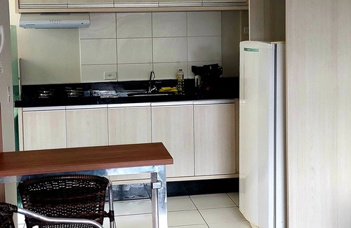 Londrina Apartment | Apartment with air, prox to the racetrack!
