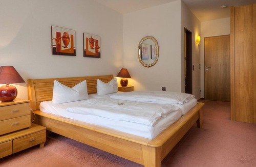 Bad Bertrich Apartment | Apartment with balcony - Hotel Am Schwanenweiher