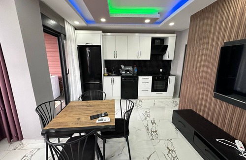 Konyaalti Apartment | Apartment with Breathtaking Sea, Mountain & Pool Views – Geyikbayırı/Antalya