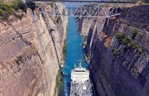 Nerantza Apartment | Apartment with cooking equipment and direct access on the sea!