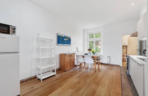 Ceska Lipa Apartment | Apartment with Garden View