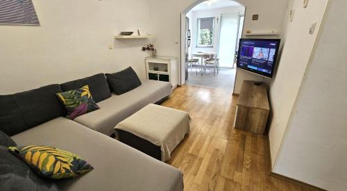 Barbariga Apartment | Apartment with garden in Barbariga