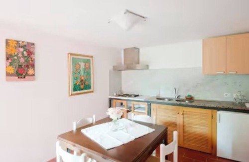 Borghetto-melara Apartment | Apartment with garden near the sea(two doubles)