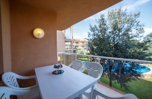 Pals Apartment | Apartment with garden & pool - 800 m Pals beach (SG 2 2H 205)