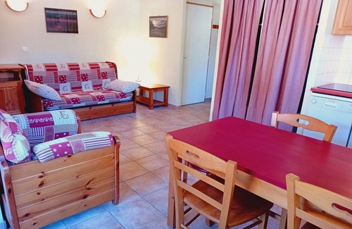 Termignon Apartment | Apartment with parking near River