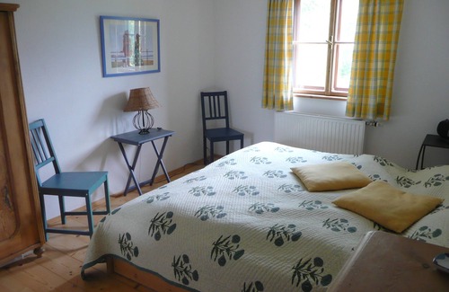 Nussdorf am Attersee House | Apartment with private lake bottom / Lakeview apartment