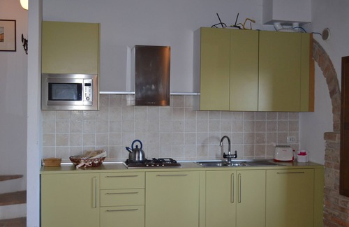 Asciano Apartment | Apartment with private garden in Tuscany