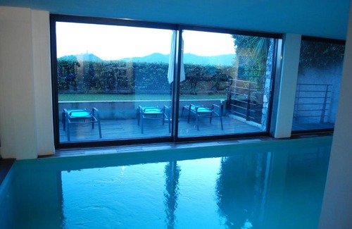 Como Apartment | Apartment with private pool and garden at Como hills