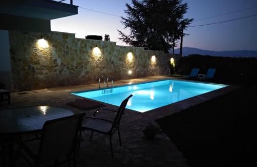 Velon Apartment | Apartment with Private Pool