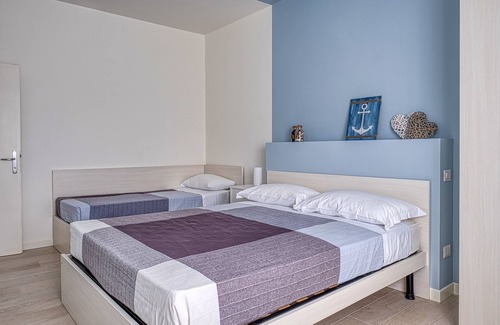 Faro Apartment | Apartment with swimming pool and tennis court Katy Apartment