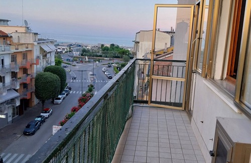 Sottomarina Apartment | Apartment with sea view