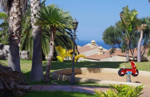 Los Realejos Apartment | Apartment with stunning sea views and pool in Los Realejos