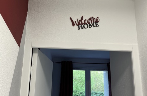 Equemauville Apartment | Apartment with swimming pool on the heights of Honfleur