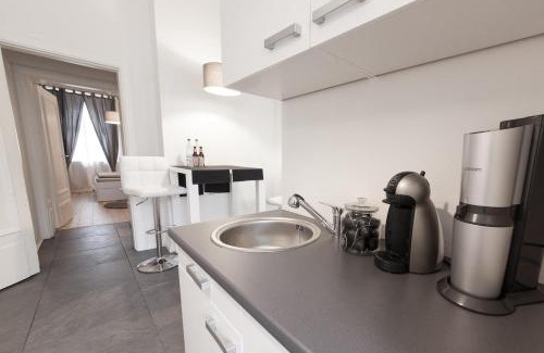 Deutz Apartment | Apartment Wohnung 600 m zur Messe-Deutz