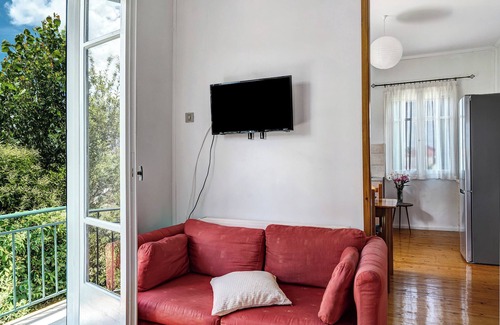 Lygia Apartment | Apartment "Woodpecker House Lefkada" with Sea View, Private Terrace & Wi-Fi