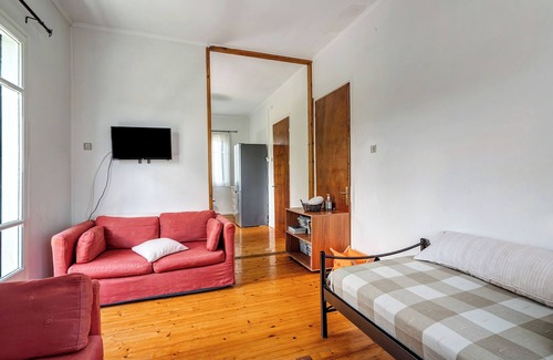 Lygia Apartment | Apartment "Woodpecker House Lefkada" with Sea View, Private Terrace & Wi-Fi