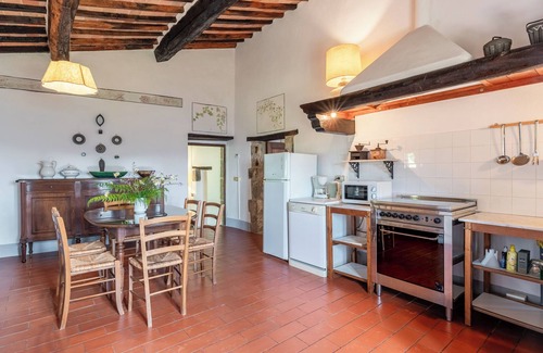 Pescia Apartment | Apartment 'Zano' with Mountain View, Shared Pool and Wi-Fi