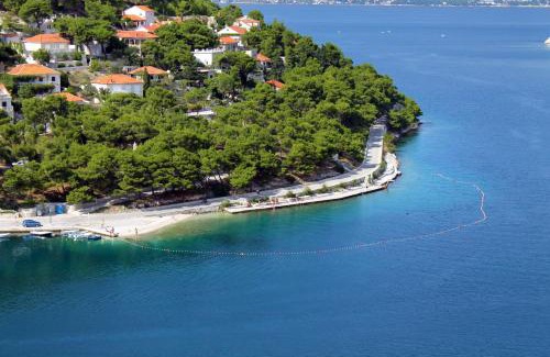 Pucisca House | Apartments and rooms with a swimming pool Pucisca, Brac - 5637