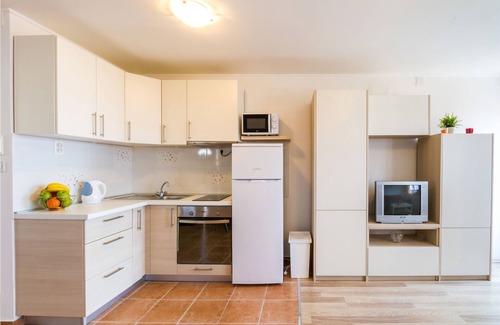 Maslenica Apartment | Apartments Bregovec Maslenica (14491-A2) - Maslenica (Zadar)
