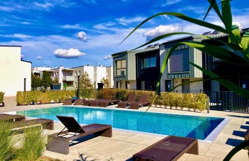 Neusiedl am See Apartment | Apartments C'EST LA SEA - Whirlpool-Suite, Dachterrassen-Suite oder Poolblick-Studio - Pets welcome