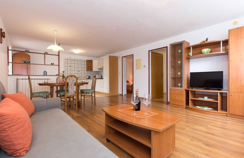 Punat Apartment | Apartments Diana (86151-A3) - Punat - island Krk