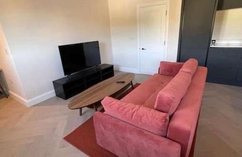 South Richmond Apartment | Apartments in the heart of Richmond, London