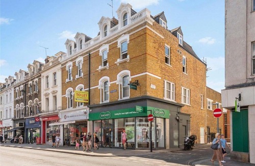 South Richmond Apartment | Apartments in the heart of Richmond, London