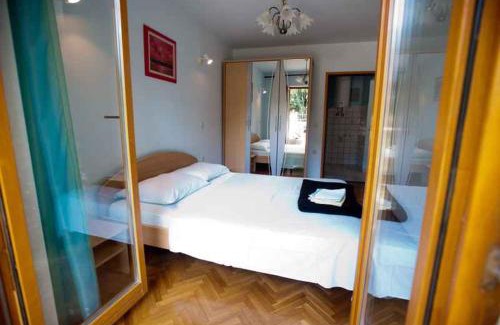 Povile Apartment | Apartments in Povile 43077