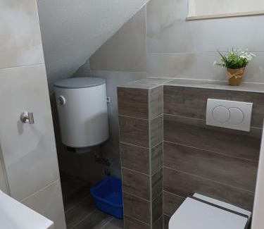 Cove Tri Zala (Zrnovo) House | Apartments Ivan & Ana