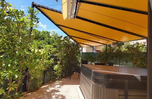 Split Apartment | Apartments Johnny Split Croatia, beach, old town, promenade, restaurants, tavern