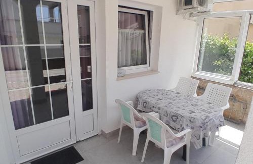 Gajac Apartment | Apartments Jurjevic