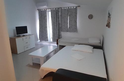 Gajac Apartment | Apartments Jurjevic