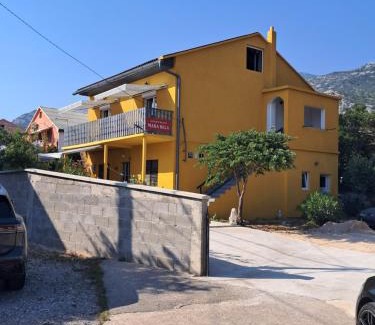 Karlobag Apartment | Apartments Mara Bela