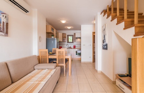 Klimno Apartment | Apartments Marjanca, (16182), Klimno, hr
