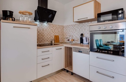Baric Draga Apartment | Apartments Rina - one bedroom apartment with a sea view A1