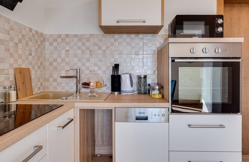 Baric Draga Apartment | Apartments Rina - one bedroom apartment with a sea view A1