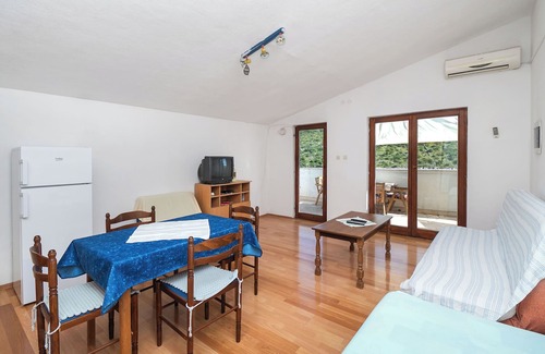 Podglavica Apartment | Apartments Siniša (10021-A2) - Rogoznica