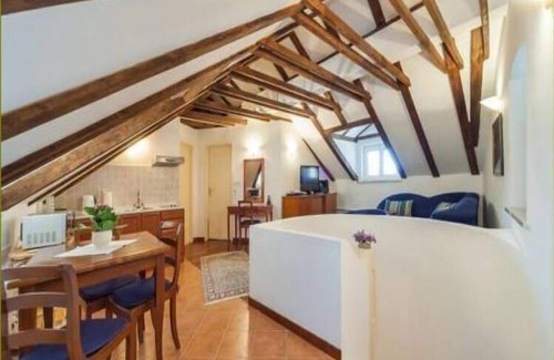 Dubrovnik Old Town Apartment | Apartments Vi-La - Deluxe One Bedroom Apartment (Second Floor)