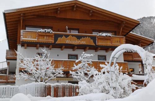 Funes House | Apartments Weissbrunn