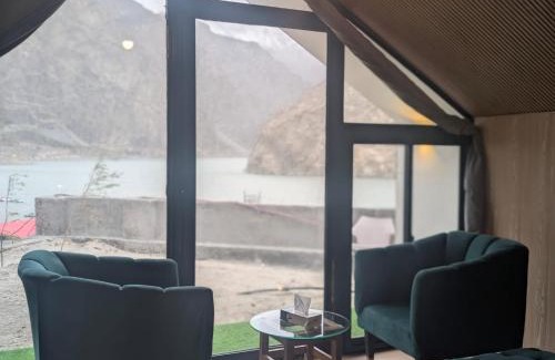 Hunza Hotel | Apex Hotels and Resorts Attabad Lake Hunza