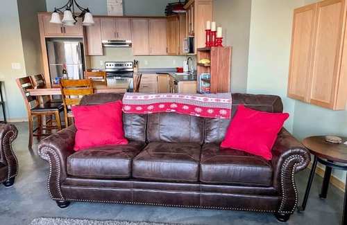 Okanagan-Similkameen Condo | Apex Mountain ~ The Wooden Nickel