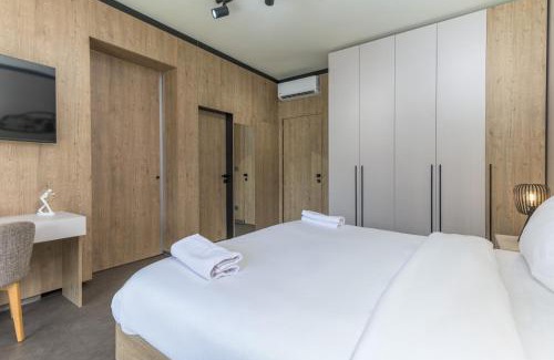 Jounieh Apartment | Apex Studio & Balcony in Jounieh