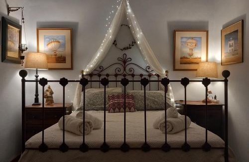 Galaxidi Apartment | Aphrodite's Coast Retreat House!