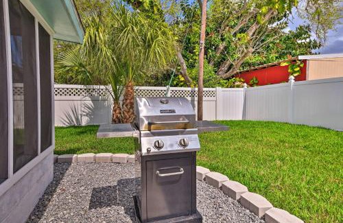 Apollo Beach House | Apollo Beach Gem with Pool The Flamingo House