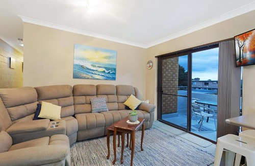 Narooma Apartment | Apollo Unit 7 1st Floor