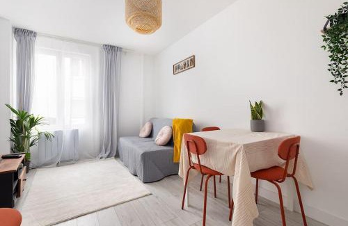 Gagny Apartment | Appart 2p cosy Paris & Disney
